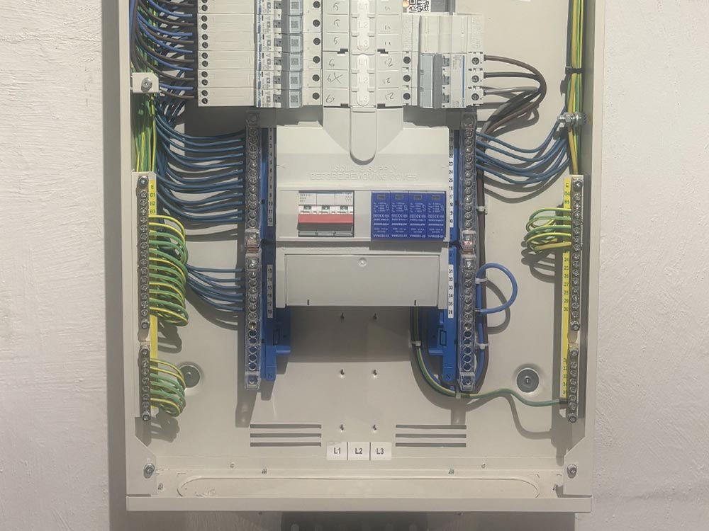 Small Power Distribution & Installations